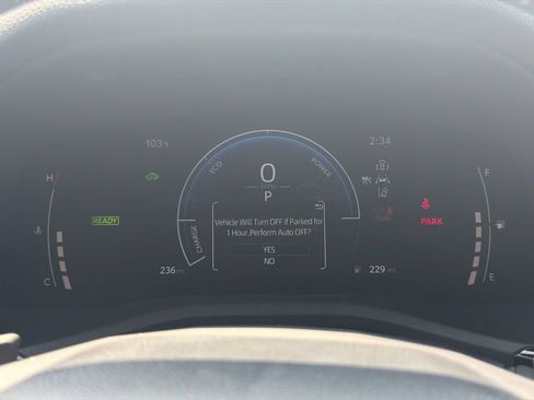 New 2026 Toyota Camry Hybrid FWD image 31
