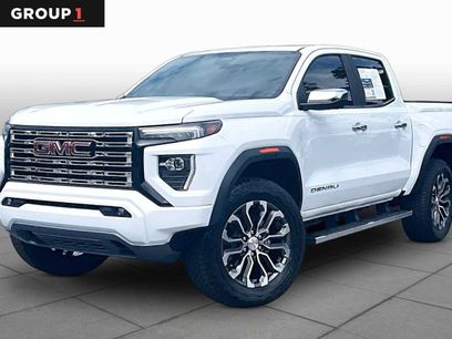 Used 2025 GMC Canyon Denali