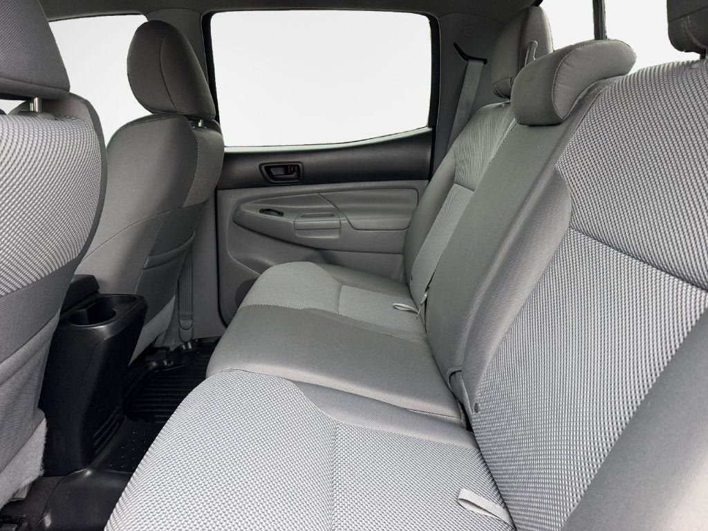 Used 2015 Toyota Tacoma 4x4 Double Cab w/ TRD Off-Road Package image 13