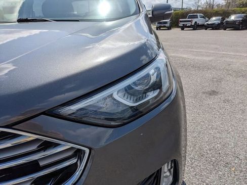 Used 2019 Ford Edge Titanium image 9