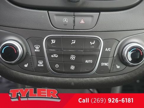 Used 2024 Chevrolet Malibu LT FWD image 32