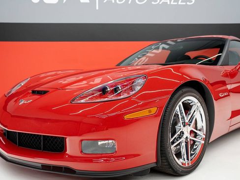 Used 2008 Chevrolet Corvette Z06 RWD image 5