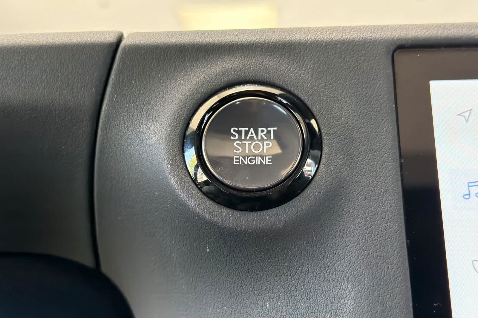 Certified 2024 Lexus GX 550 w/ Accessory Package (Z1) AWD/4WD image 25