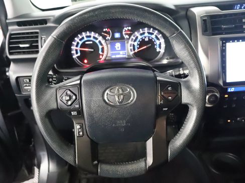 Used 2019 Toyota 4Runner Limited AWD/4WD image 31