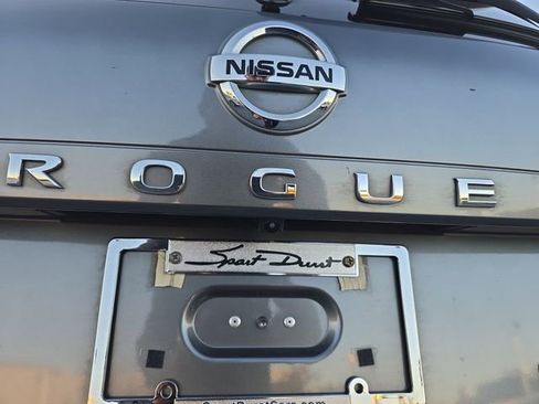 Used 2021 Nissan Rogue SV AWD/4WD image 21