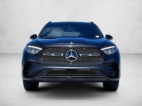 Certified 2025 Mercedes-Benz GLC 300 4MATIC image 3