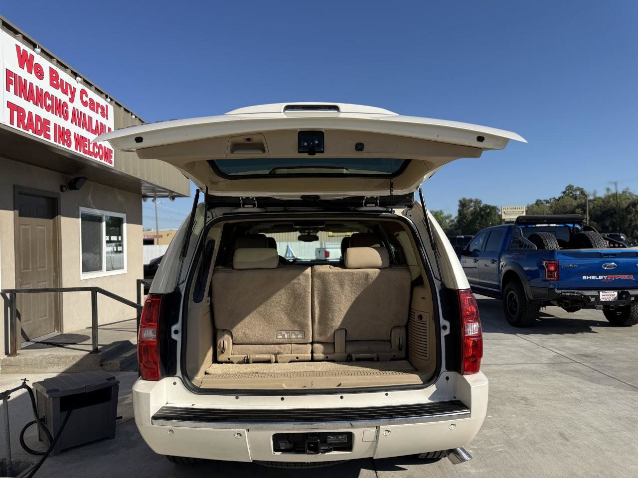 Used 2013 Chevrolet Tahoe LTZ AWD/4WD image 5