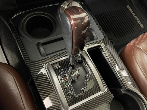 Used 2019 Toyota 4Runner Limited image 10