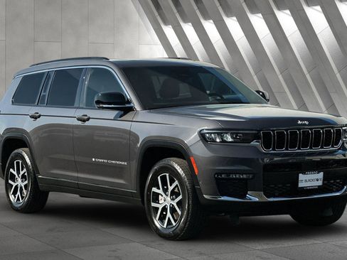 Used 2024 Jeep Grand Cherokee L Limited w/ Luxury Tech Group II image 2