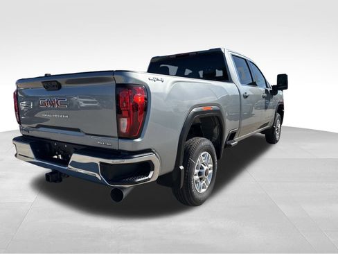 New 2025 GMC Sierra 2500 SLE w/ SLE Value Package; image 12