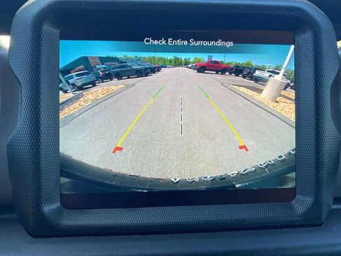 Used 2022 Jeep Wrangler Unlimited Sport AWD/4WD image 35