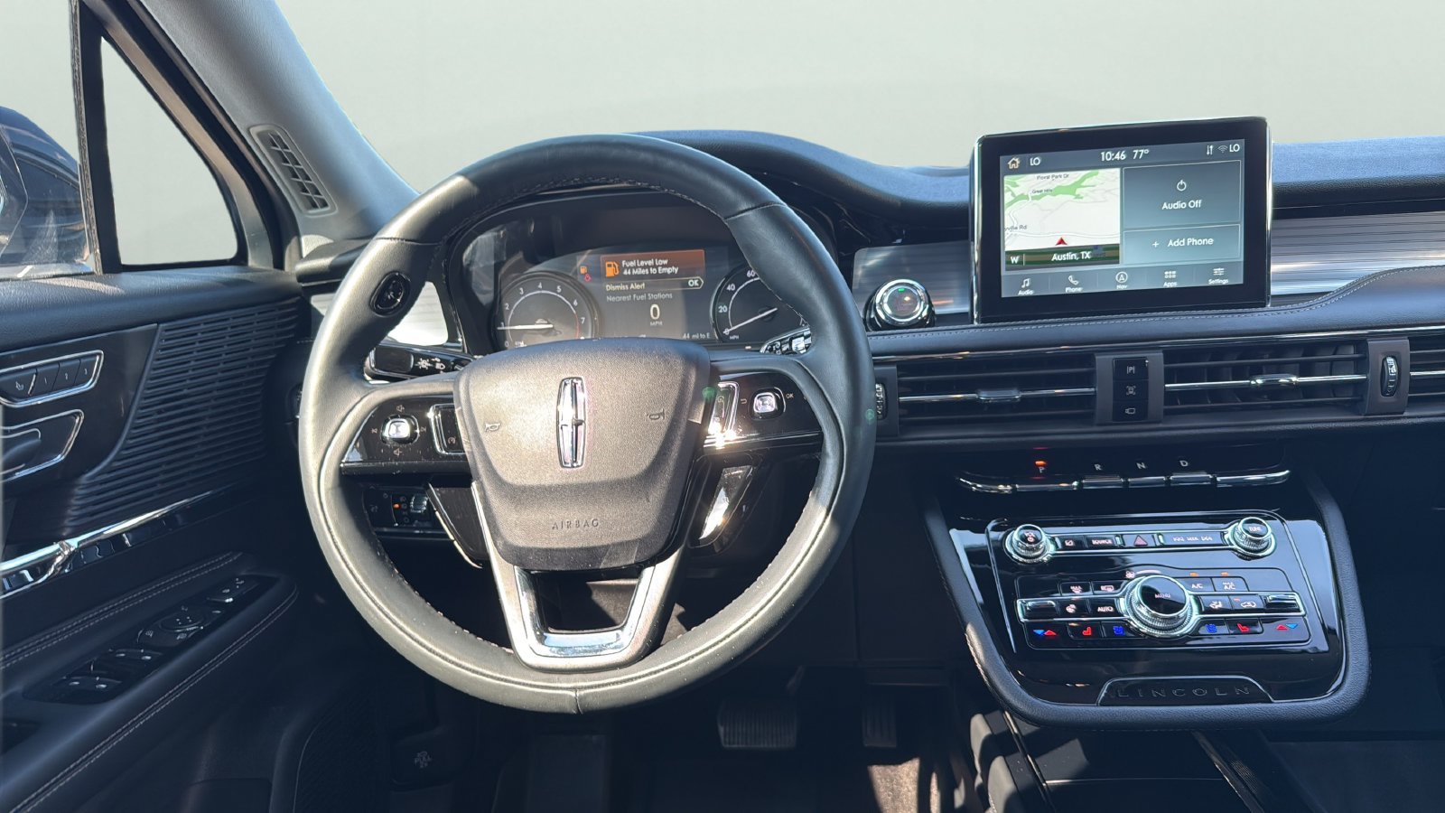 Used 2022 Lincoln Corsair FWD w/ Premium Package image 12