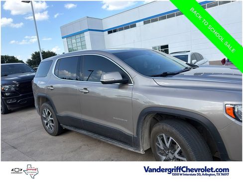 Used 2022 GMC Acadia SLE FWD image 4
