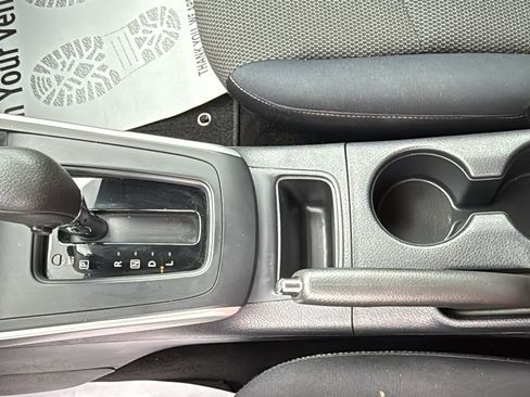 Used 2016 Nissan Sentra S FWD image 14