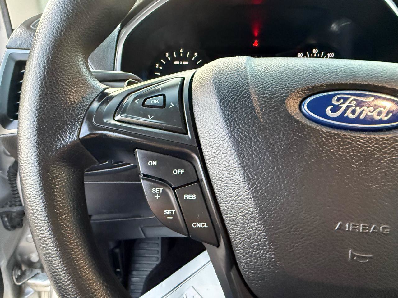 Used 2019 Ford Edge SE AWD/4WD image 19