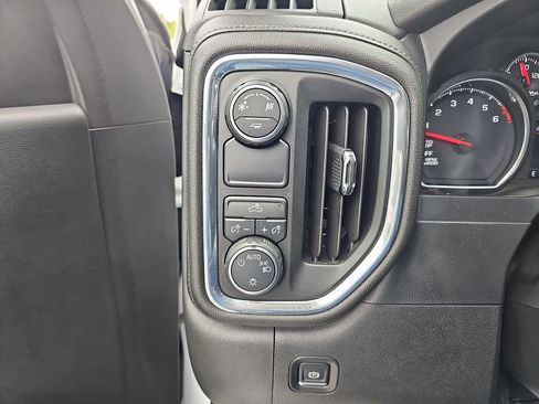 Used 2019 Chevrolet Silverado 1500 LT w/ All-Star Edition RWD image 31