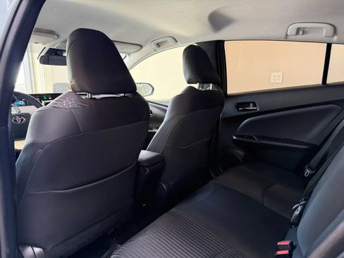 Used 2017 Toyota Prius Two w/ Prius Two Safety Plus Package FWD image 20