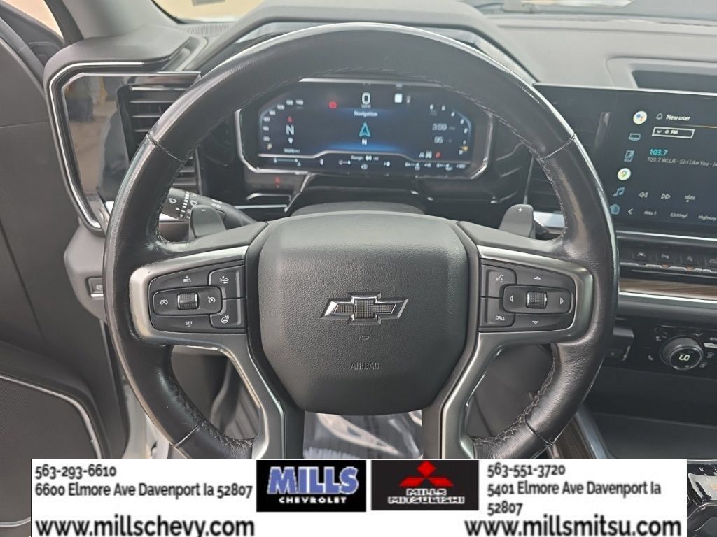 Used 2022 Chevrolet Silverado 1500 LT Trail Boss w/ LT Trail Boss Premium Package AWD/4WD image 9