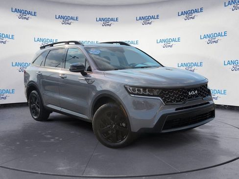 Used 2023 Kia Sorento S w/ Panoramic Sunroof Package AWD/4WD image 2