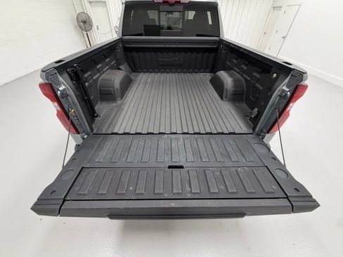 Certified 2024 Chevrolet Silverado 1500 High Country w/ Technology Package AWD/4WD image 25