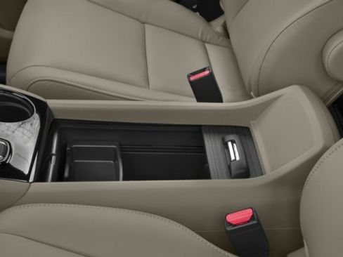 Used 2017 Honda Pilot Touring image 15