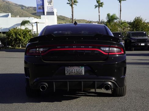 Used 2019 Dodge Charger R/T w/ Plus Group image 5