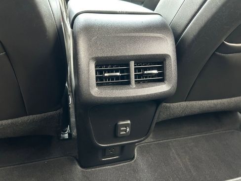 Used 2019 Chevrolet Equinox Premier w/ LPO, Cargo Package AWD/4WD image 36