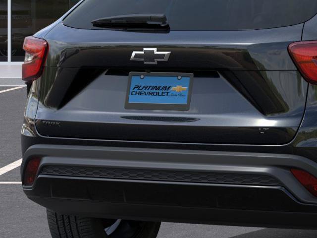 New 2026 Chevrolet Trax LT w/ Midnight Edition FWD image 38