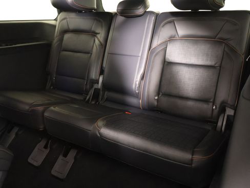 New 2026 Lincoln Navigator Black Label AWD/4WD image 14