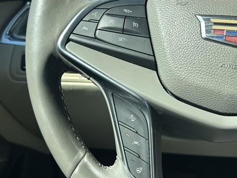 Used 2017 Cadillac XT5 Luxury w/ Driver Awareness Package image 10