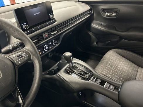 Certified 2024 Honda HR-V LX image 28