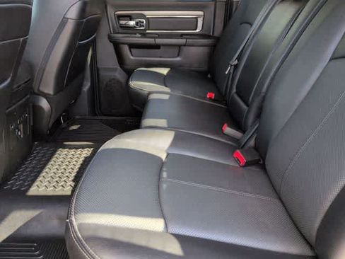 Used 2018 RAM 2500 Laramie w/ Sport Appearance Group AWD/4WD image 19
