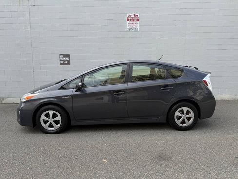 Used 2012 Toyota Prius Two FWD image 4