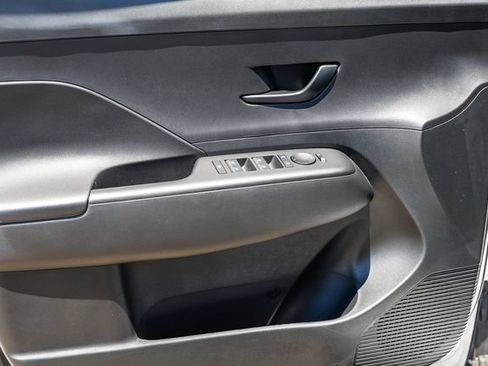 New 2026 Hyundai Kona SE FWD image 24