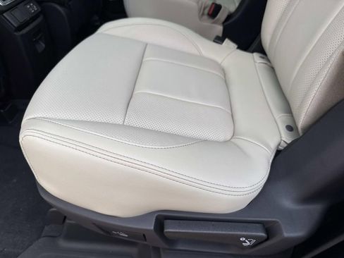 New 2026 Subaru Ascent Limited image 14