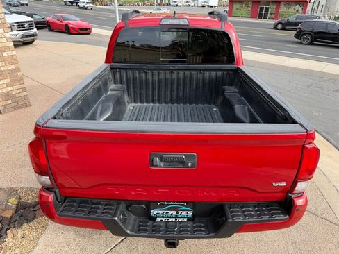 Used 2019 Toyota Tacoma TRD Off-Road image 20