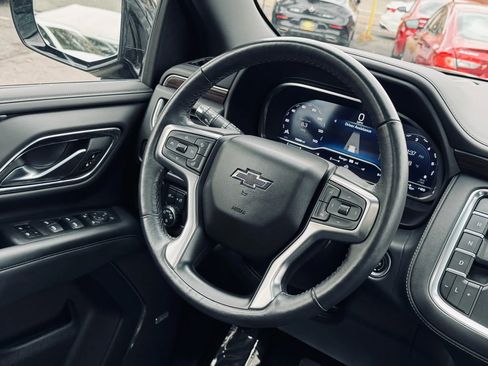 Used 2022 Chevrolet Suburban Z71 w/ Z71 Off-Road Package image 21