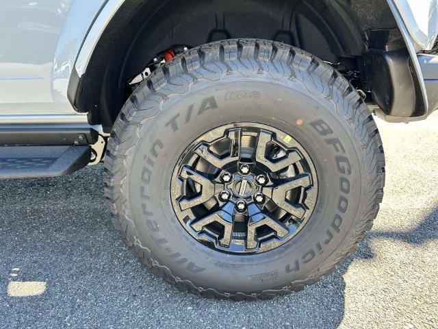 New 2026 Ford Bronco Raptor AWD/4WD image 3