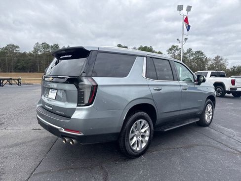 Used 2025 Chevrolet Tahoe Premier image 3