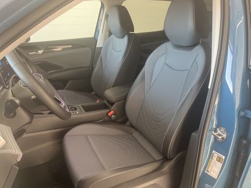 New 2026 Volkswagen Tiguan SE image 16