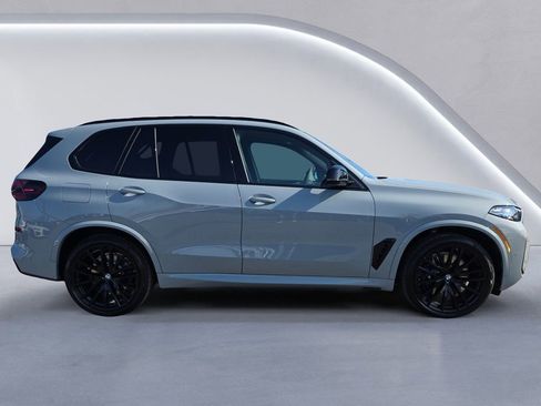 New 2026 BMW X5 M60i image 3
