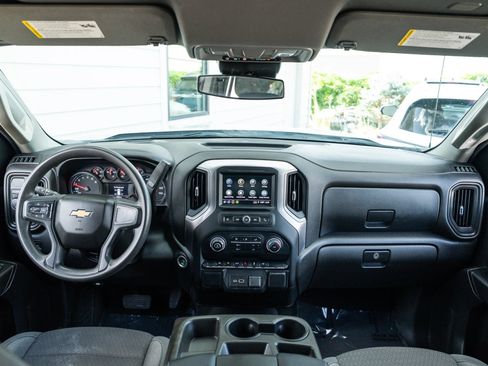 Used 2022 Chevrolet Silverado 1500 Custom RWD image 17