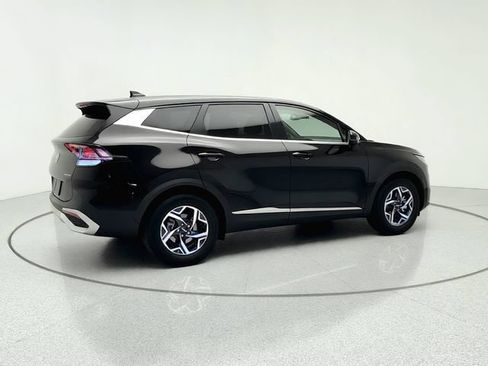 Certified 2024 Kia Sportage LX FWD image 6