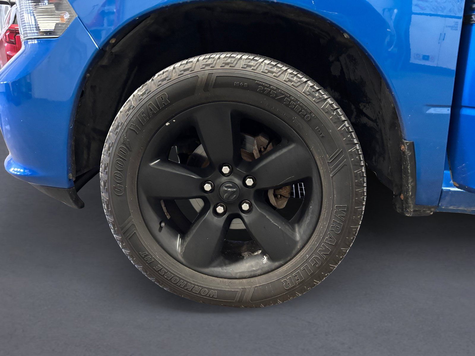 Used 2019 RAM 1500 Express w/ Hydro Blue Sport Package AWD/4WD image 14