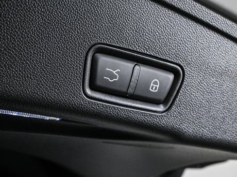 New 2025 Maserati Grecale Folgore AWD/4WD image 33