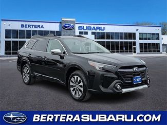 Used 2023 Subaru Outback Touring XT video 1