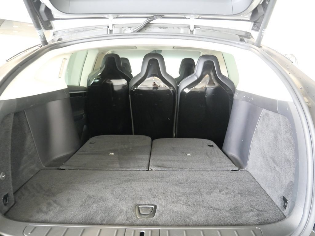 Used 2016 Tesla Model X 75D AWD/4WD image 26