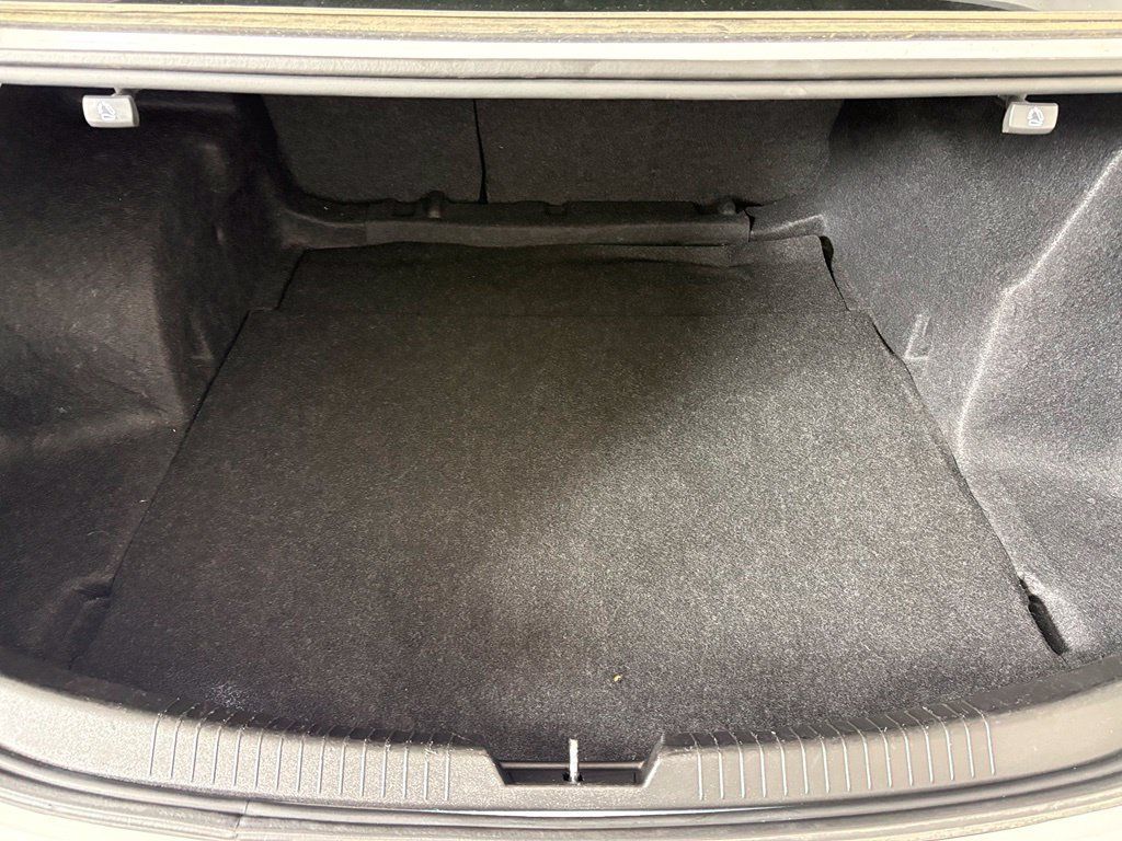 Certified 2024 Chevrolet Malibu LT FWD image 39