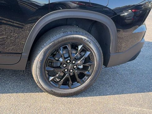New 2026 Chevrolet Traverse LT FWD image 9