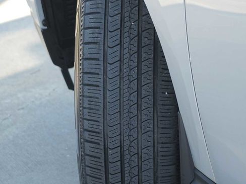 Used 2019 Nissan Pathfinder SL image 29